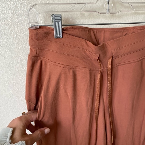 Lululemon women’s ready to Rulu joggers size 6 activewear athleisure pants - Picture 3 of 10